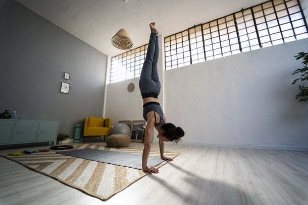 Freier Handstand ohne Wand