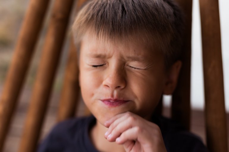 Junge mit Tourette-Syndrom (Symbolfoto)